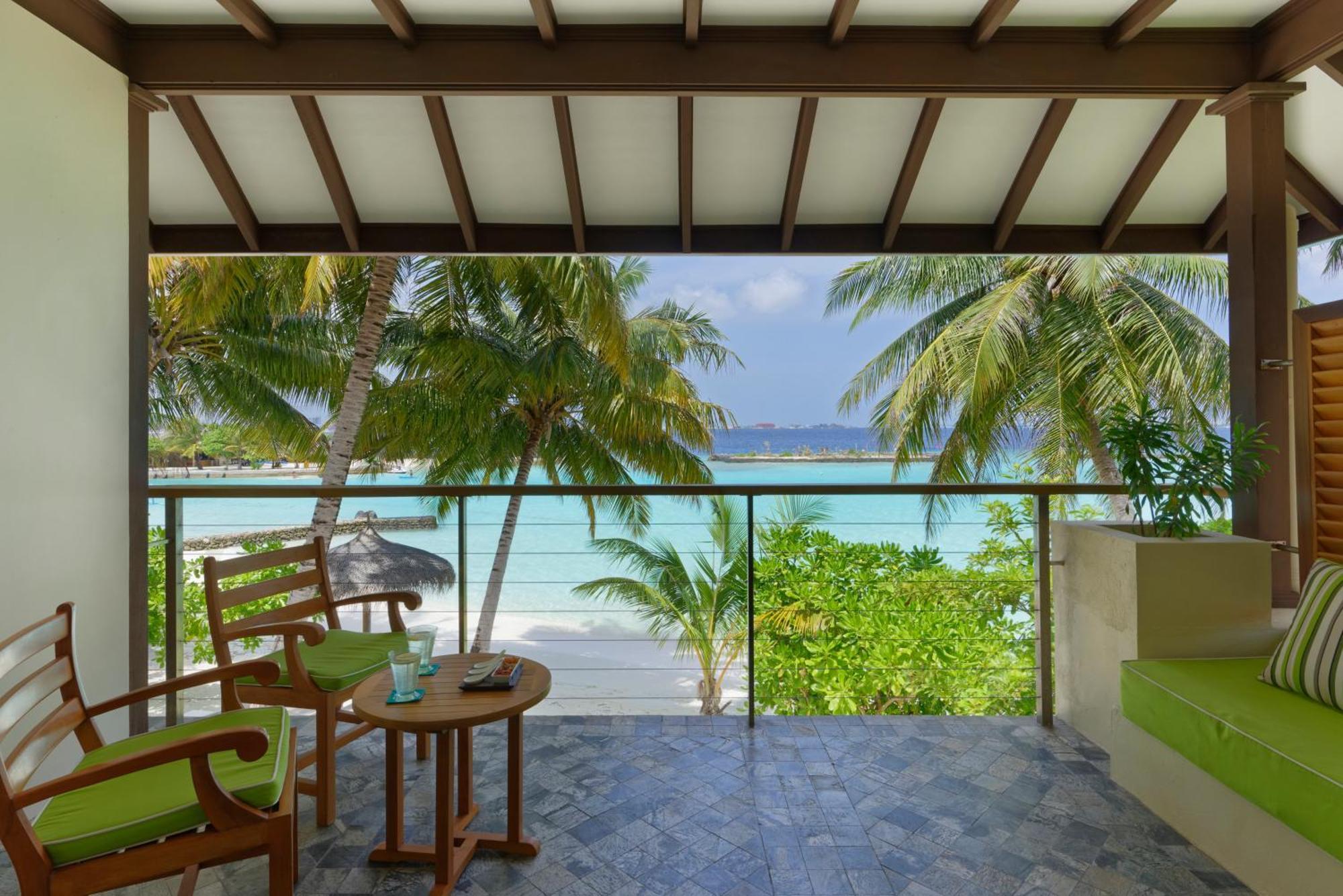 Kurumba Maldives Vihamanaafushi Exterior foto A view from a beach villa