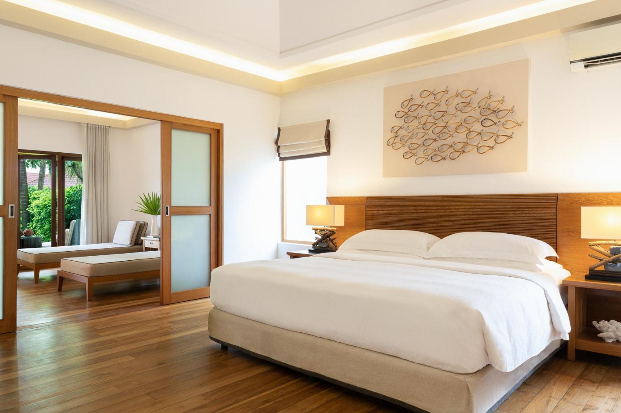 Kurumba Maldives Vihamanaafushi Exterior foto A bedroom at the resort