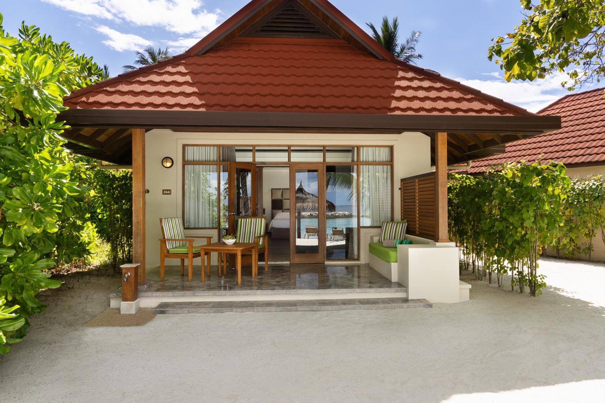 Kurumba Maldives Vihamanaafushi Exterior foto Beach Villa