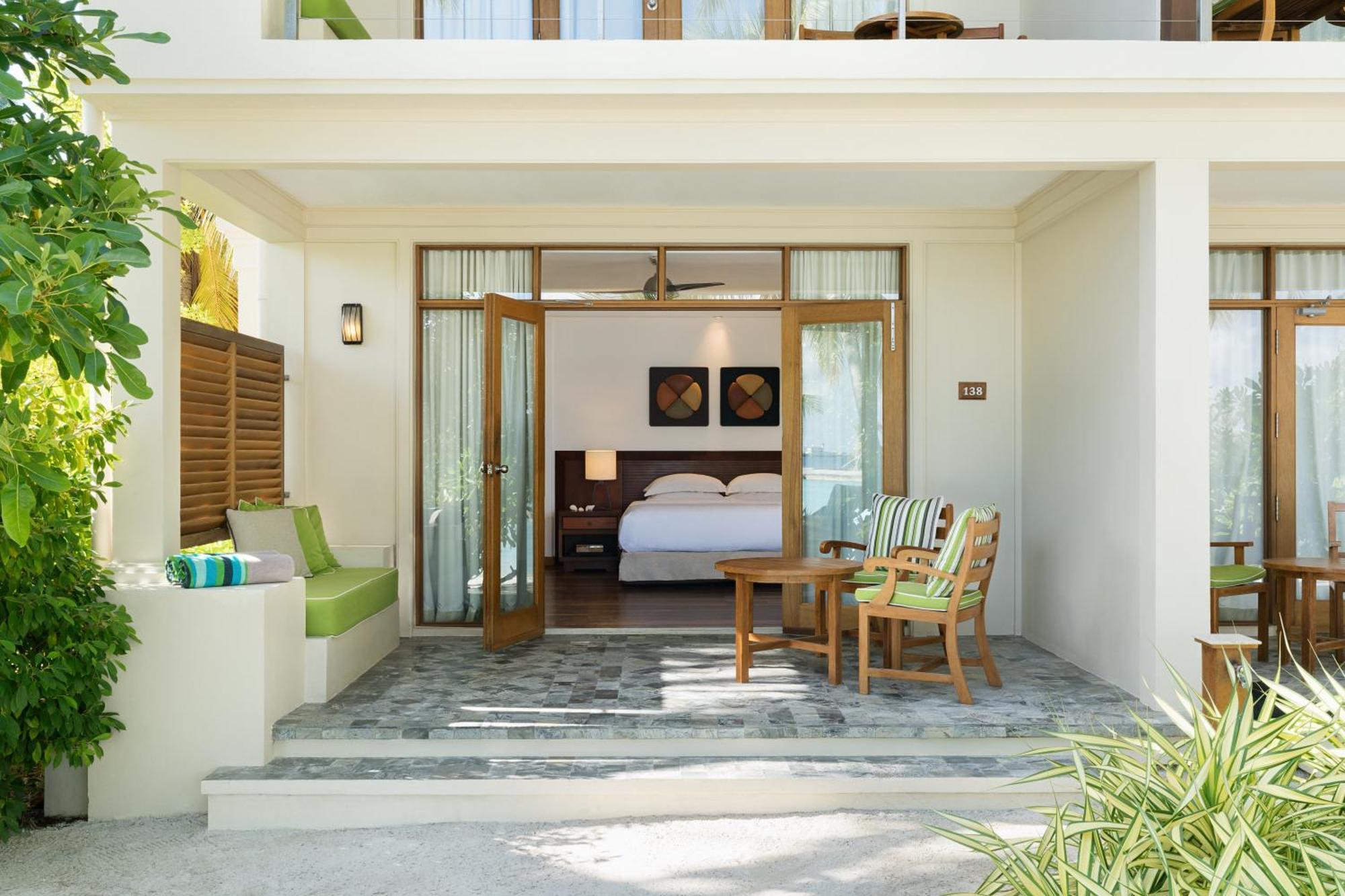 Kurumba Maldives Vihamanaafushi Exterior foto A beach villa at the resort