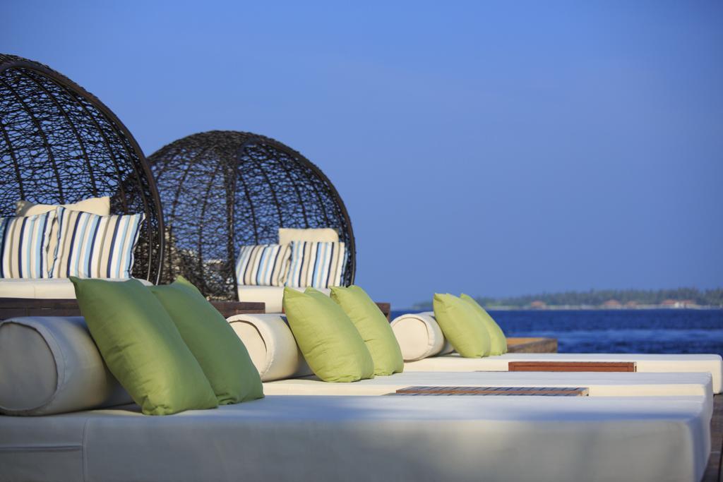 Kurumba Maldives Vihamanaafushi Exterior foto The beach at the resort